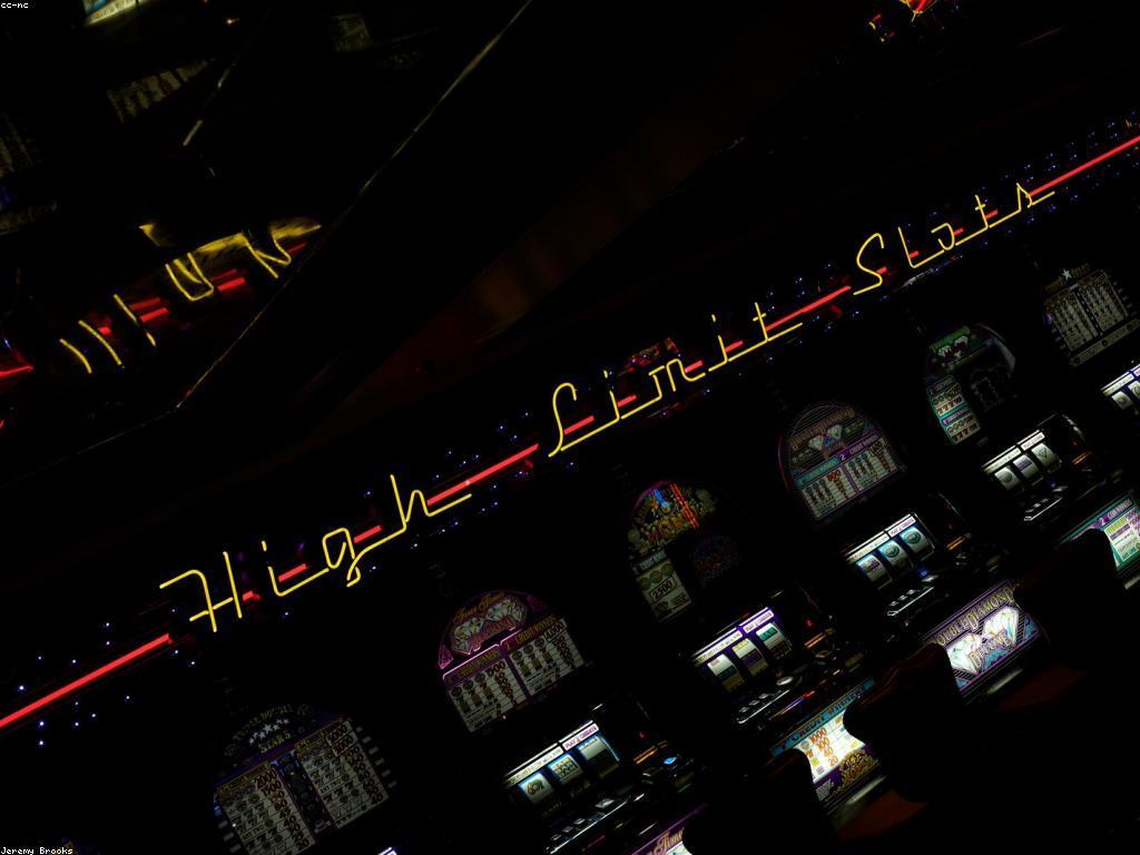 ប្រាក់កាបូបកាស៊ីណូslot: ការស្វែងយល់ពីការលេង និងយុទ្ធសាស្ត្រ